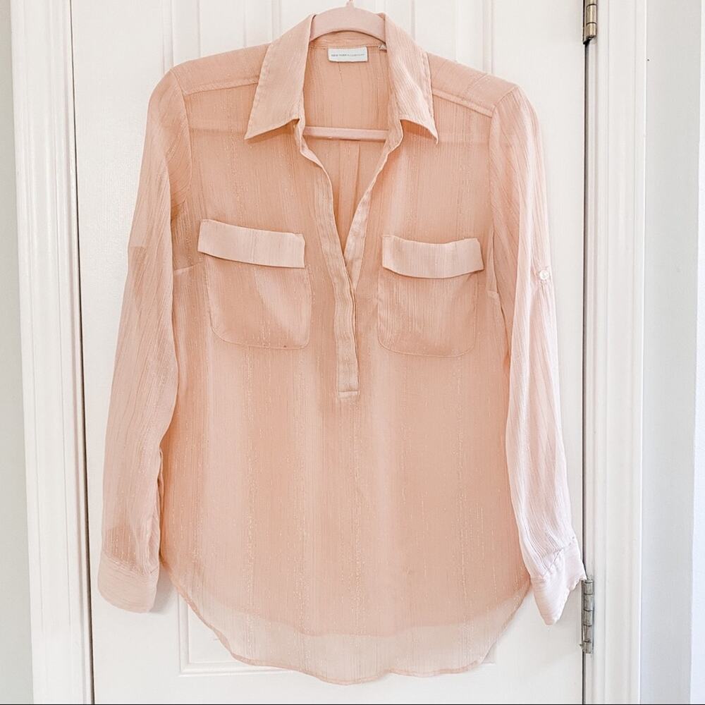 NY&CO • Pink Sheer Tunic Top w/ Silver Thread Detail